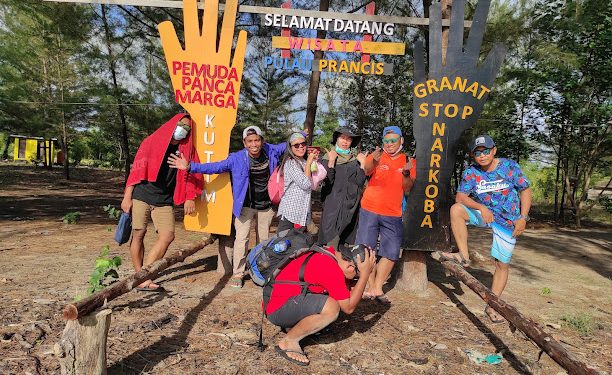5 Rekomendasi Aktifitas Seru Di Pantai Teluk Prancis Kutai Timur!
