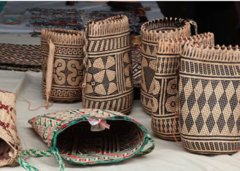 Kenali Anjat Rotan, Warisan Budaya Suku Dayak Kalimantan!