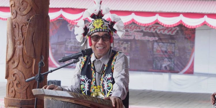 Hadiri Festival Budaya UFAH, Bupati Kutim Tekankan Pelestarian Adat Budaya