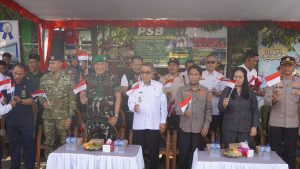 Kutim Bagikan 1.000 Bendera Merah Putih Gratis ke Masyarakat