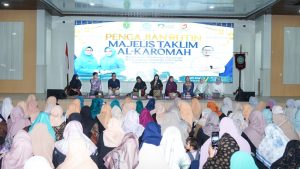 Perkuat Ketahanan Keluarga, Siti Robiah Gelar Pengajian Parenting di Kutim