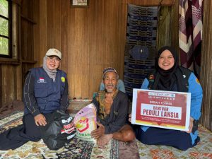 LAZ Swara dan YSH Rayakan Kemerdekaan RI dengan Lansia Kutim