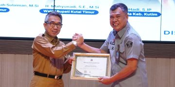 Bupati Ardiansyah Serahkan Sertifikat HKI dan Hadiah Lomba Sanga Belida 2026