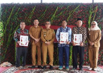 Bupati Ardiansyah Apresiasi Kinerja Camat Kutim yang Telah Purna Jabatan