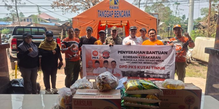 DPD PKS Kutim Salurkan Bantuan Korban Kebakaran di Bengalon
